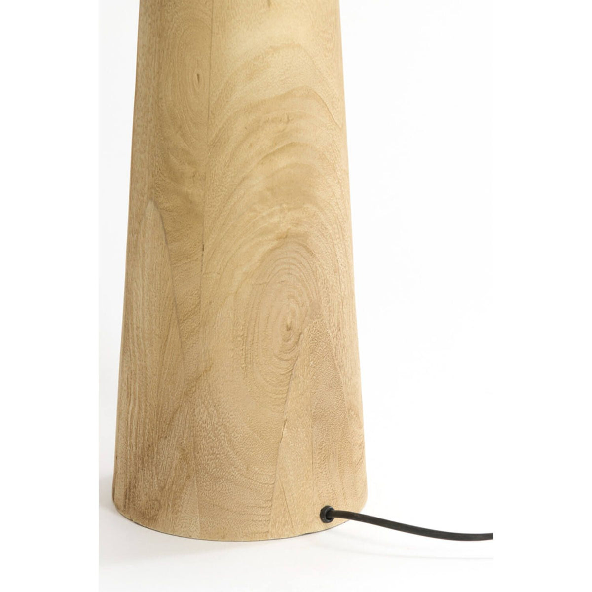 Lampvoet van hout, lichtbruin met zichtbare houtnerf, zwart netsnoer.