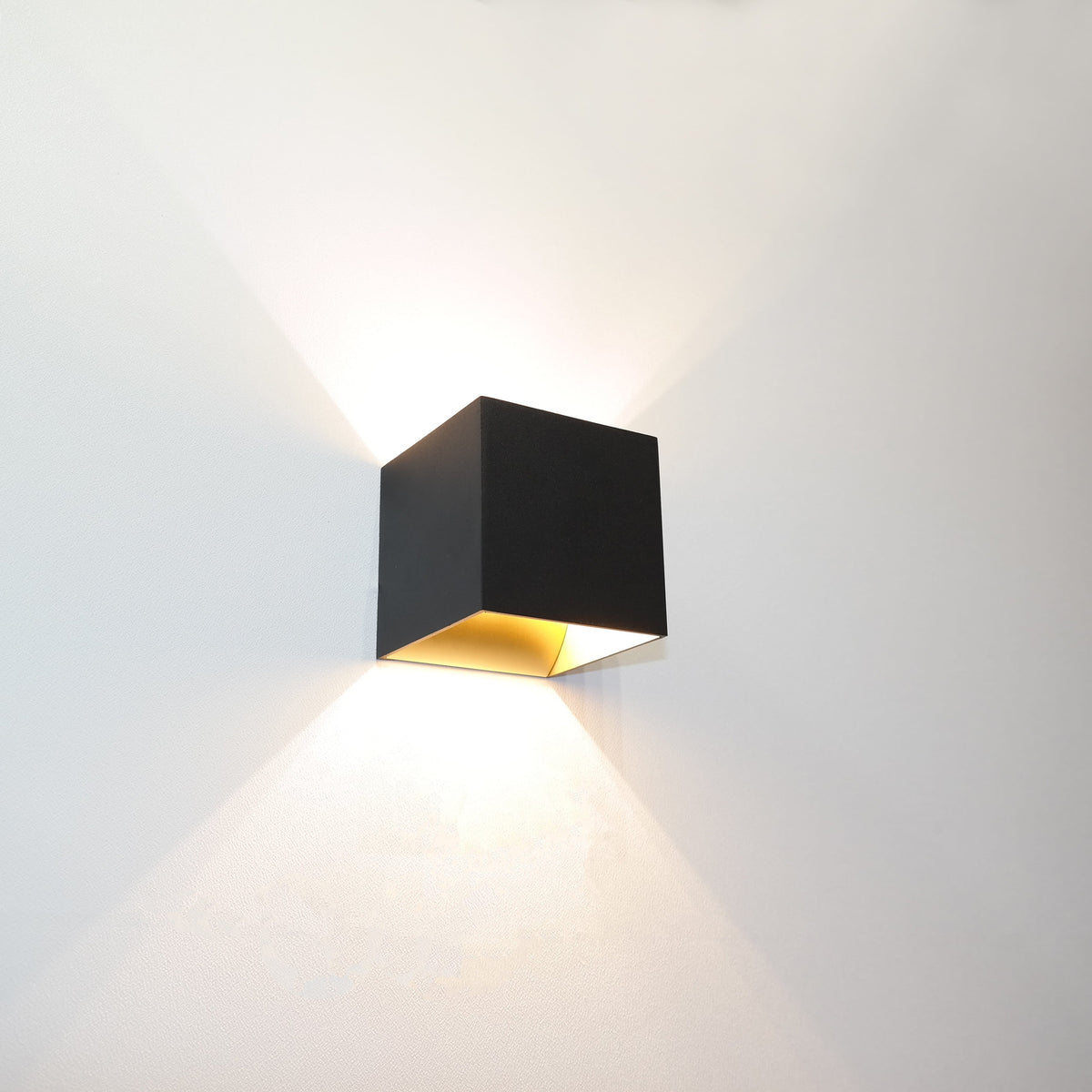 Artdelight Gymm wandlamp Zwart/Goud - extra productfoto